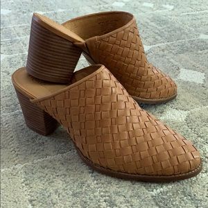 madewell woven mules
